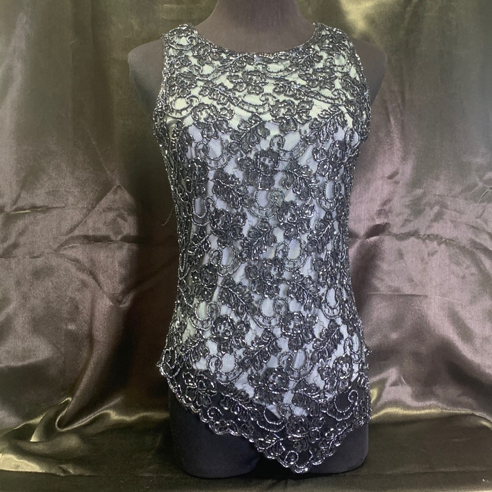 Beautiful JKARA size small Black beaded sleeveless shirt